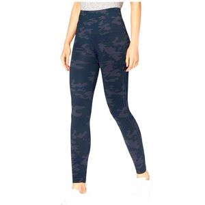 SPANX Look At Me Now Leggings Size 
S/P In Black Camo NWT